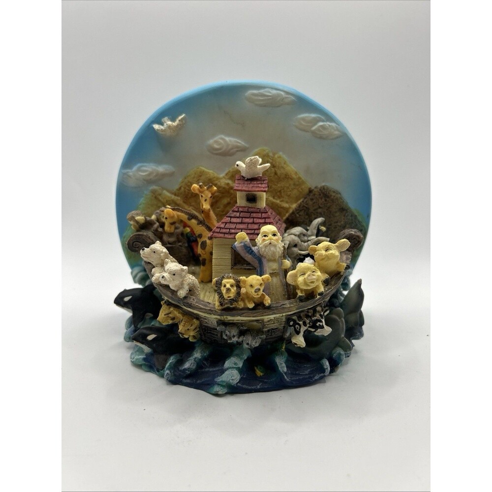 Vintage Herco Gifts 3D Noah’s Ark Collectors Plate 5.5" Tall Home Decor